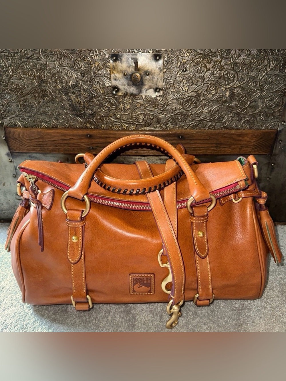 Dooney & Bourke Large Florentine Satchel – Natural